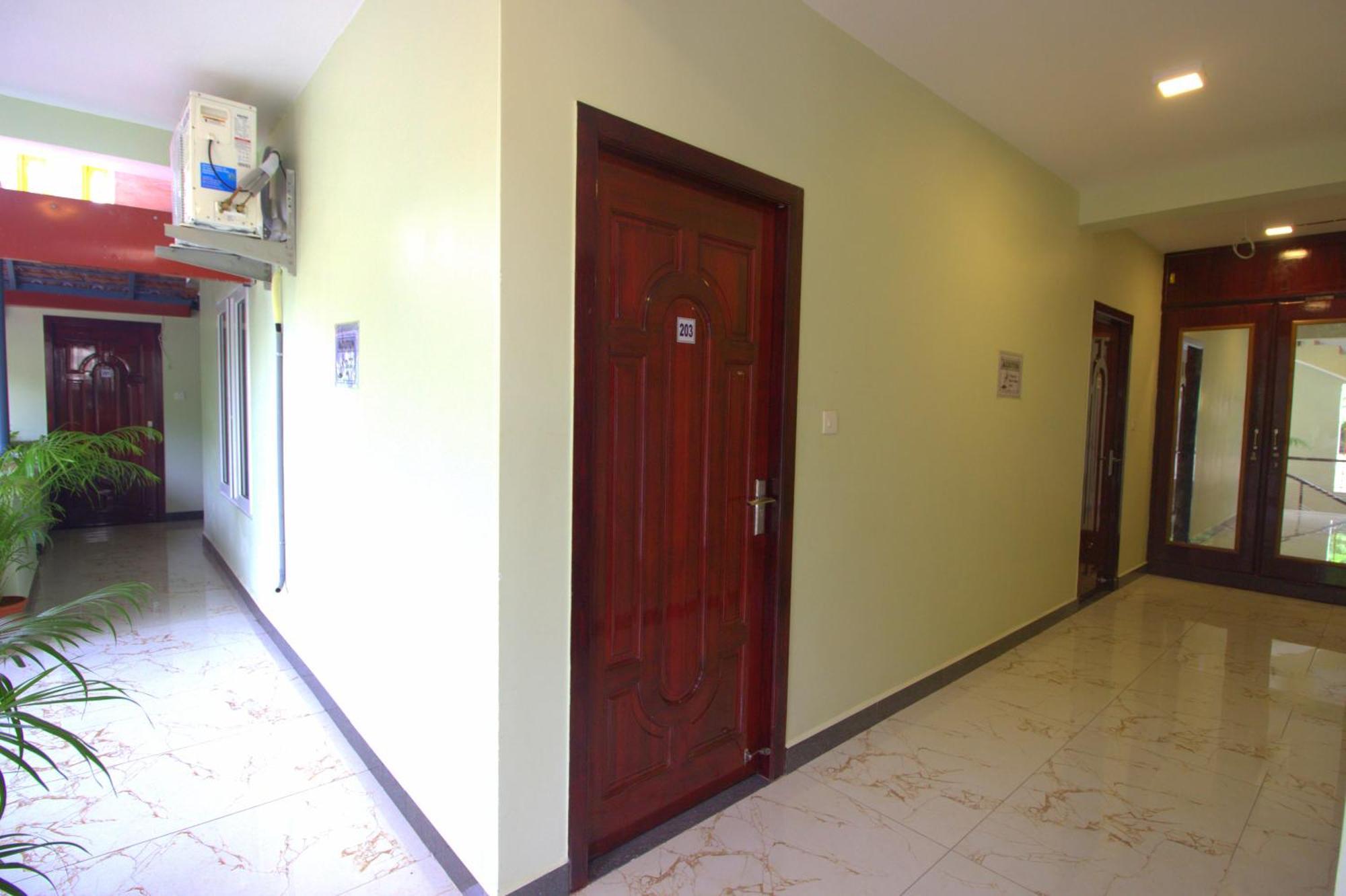Serenity Sands Beach Resort Puduccseri Kültér fotó